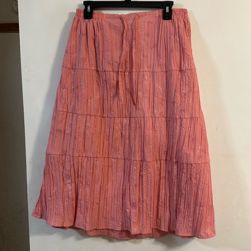 Commotion skirt  Sz PXL color pink peach